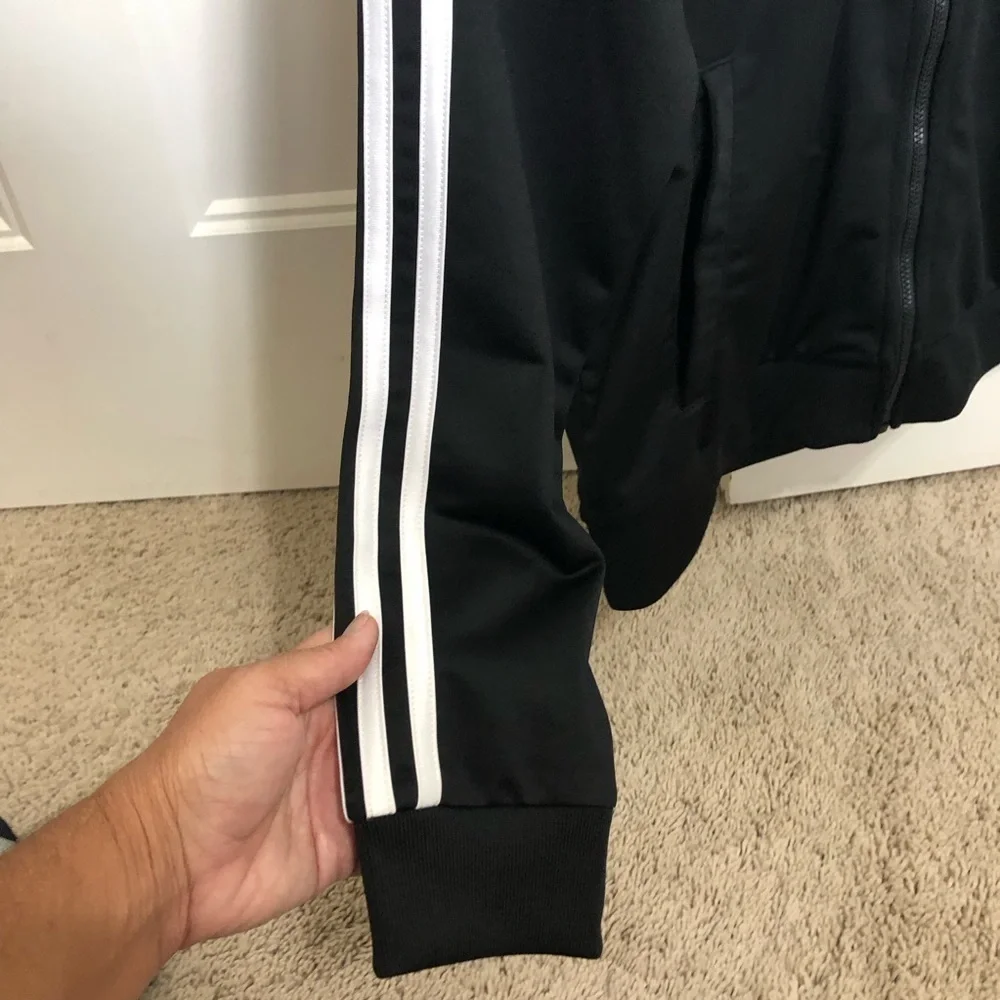 Adidas full zip jacket boys size XL